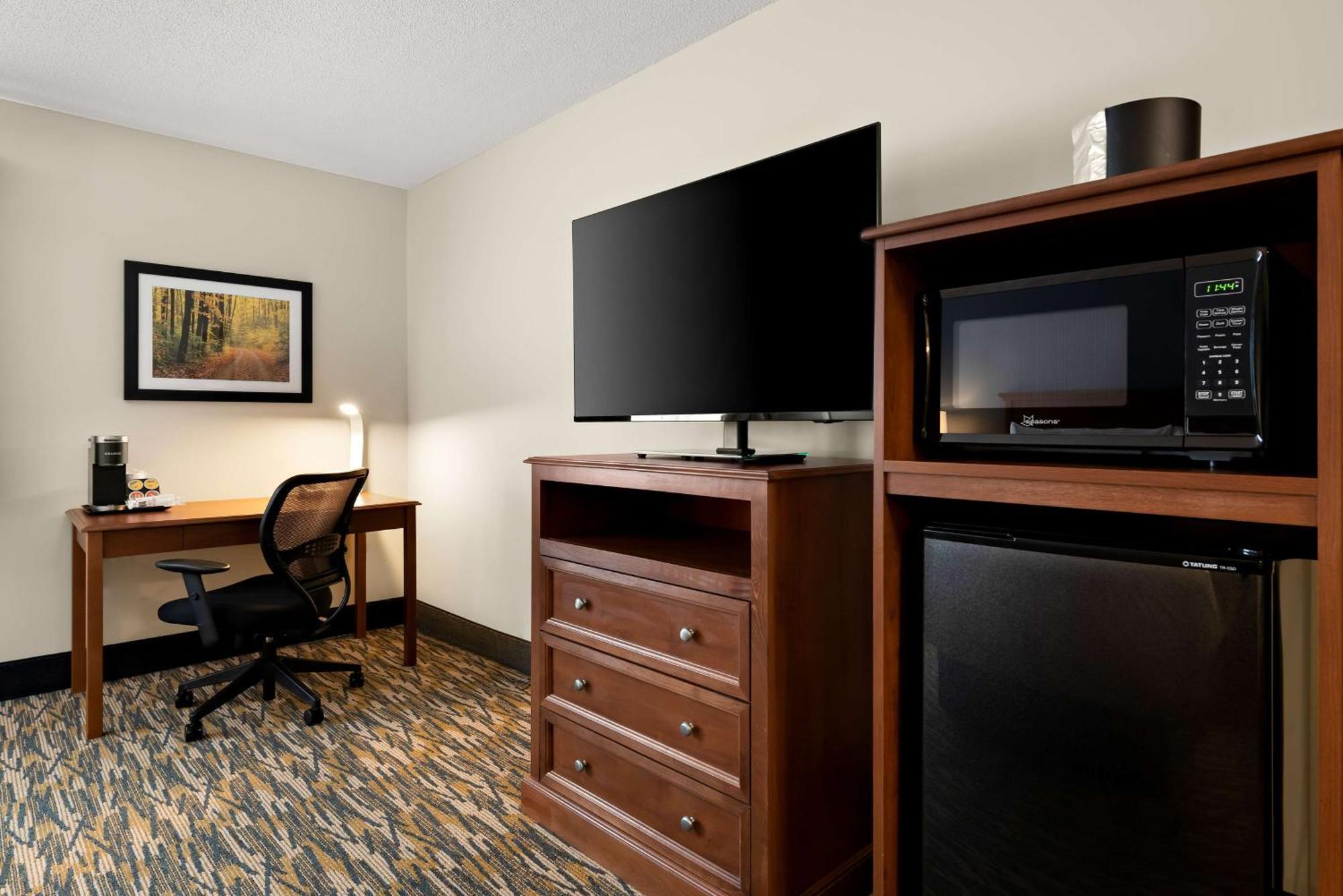 Best Western Inn Rice Lake Εξωτερικό φωτογραφία